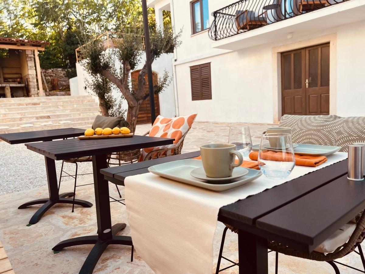 B&B 366 Vrboska Exterior photo
